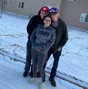 Meet your Posher, Mia